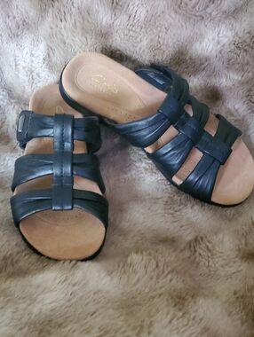 Clarks Women's Black Strappy Leather Slide Mules